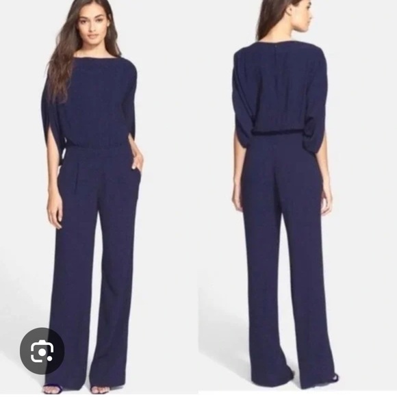 Diane von Furstenberg 'Lucy' Blouson
Jumpsuit Navy Blue Size 4, Wide Leg Flowy - Picture 3 of 17